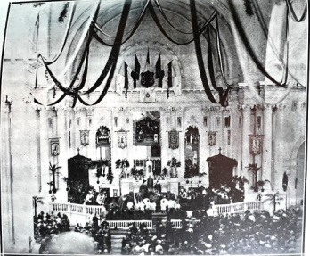 L'intérieur de la 2e Église